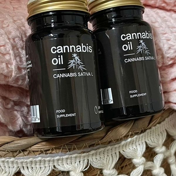 Cannabis Oil — 3 barattoli